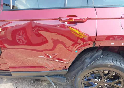 2024 Jeep Grand Cherokee Altitude 4X4 из США, поврежденный, VIN 1C4RJHAG4R8939374